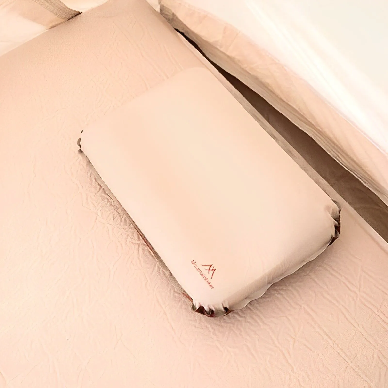 Dbeck® On-the-Go: Automatic Inflation High-Bounce Sponge Pillow