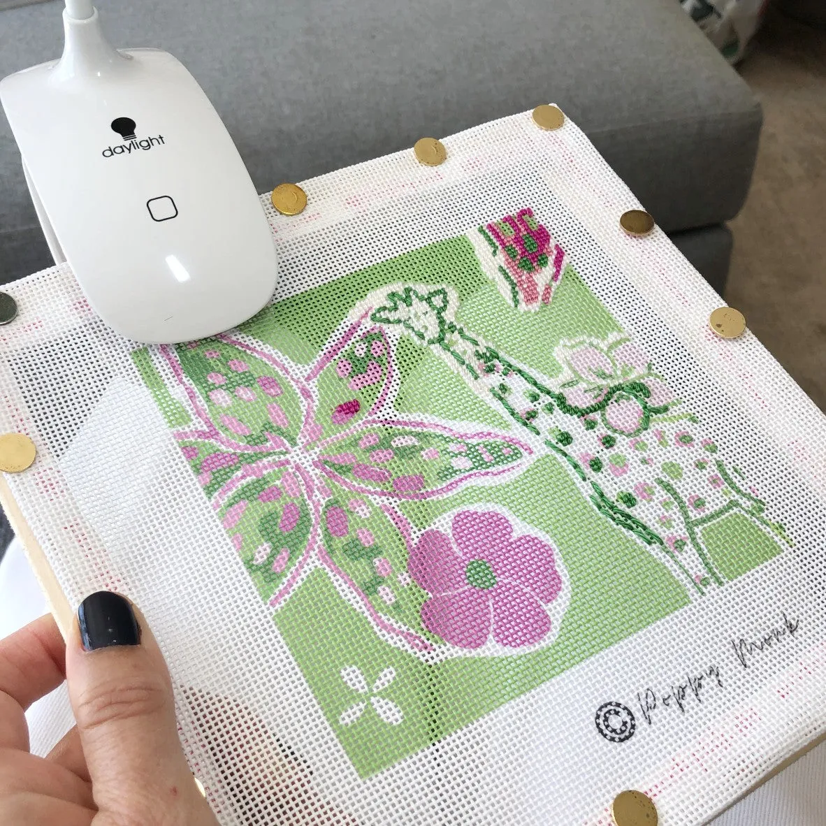 Smart Clip-On Needlepoint Daylight Lamp