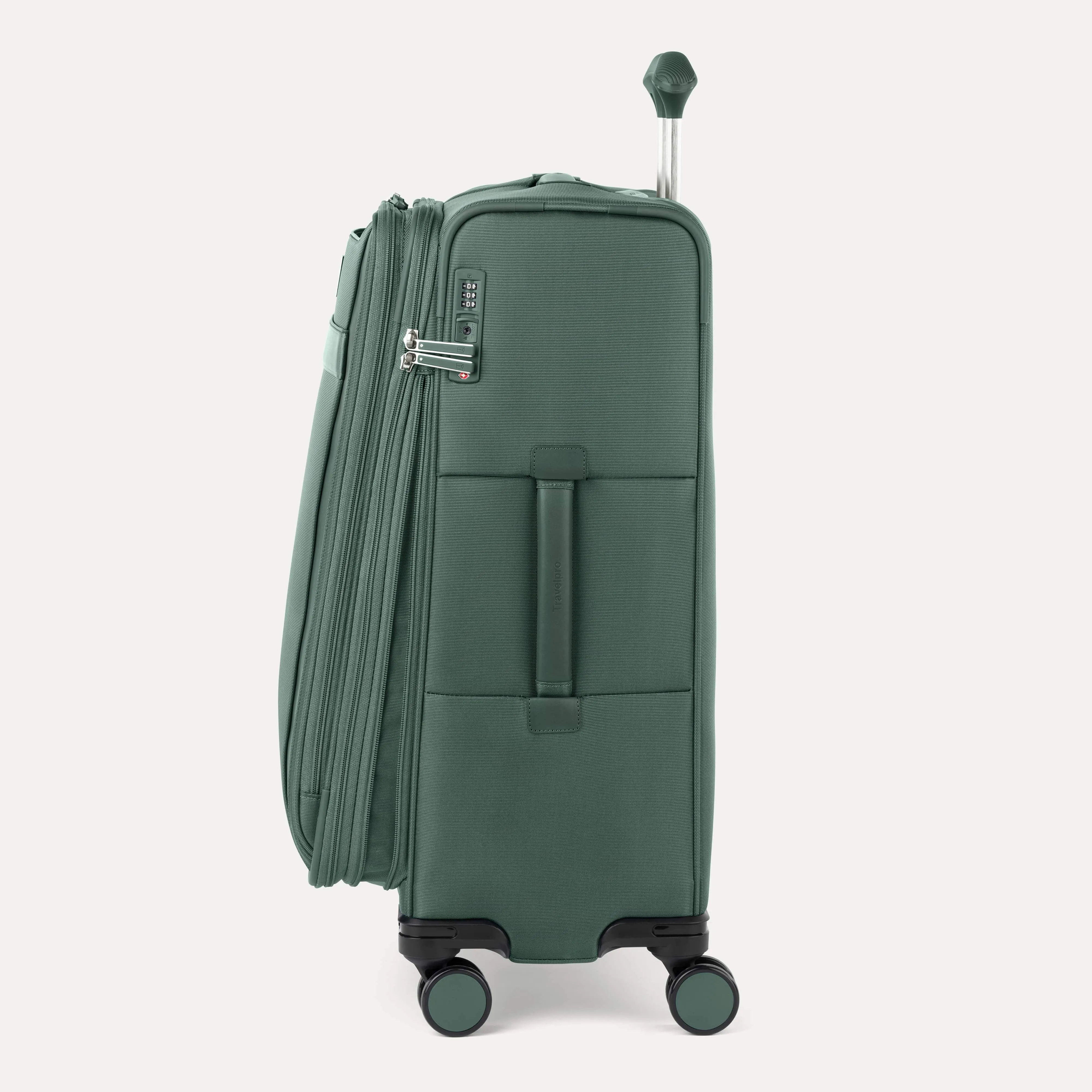 Travelpro VersaPack  Medium Check-In Expandable Spinner Luggage